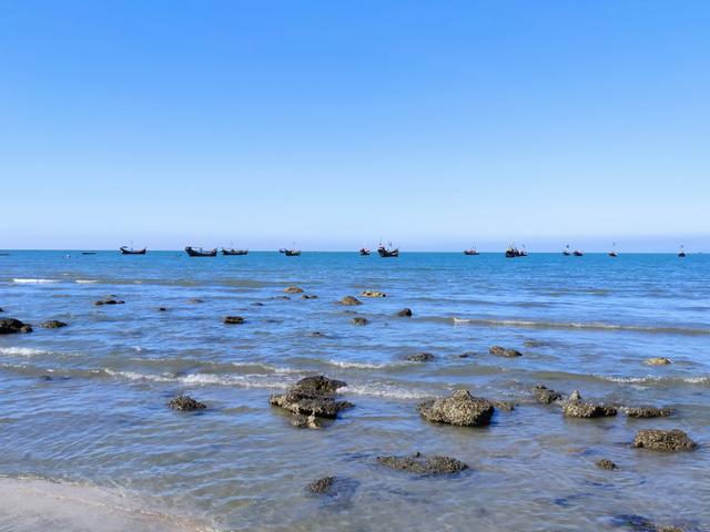 Saint Martin’s Island: A Pristine Escape & How We Can Keep It That Way